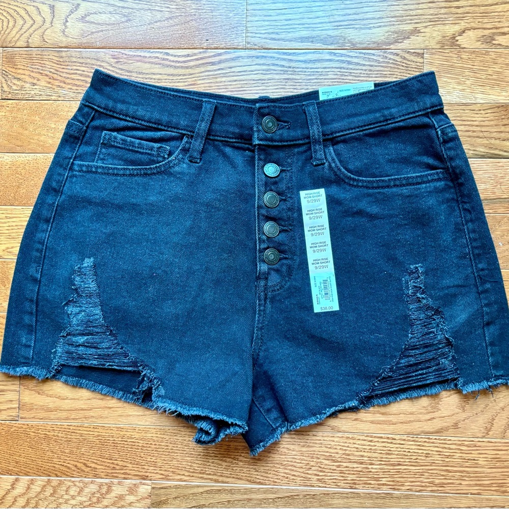NEW Juniors Black Distressed Jean Shorts 9/29W High Rise Mom Short